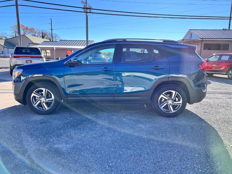 GMC Terrain Vehicle Image 08