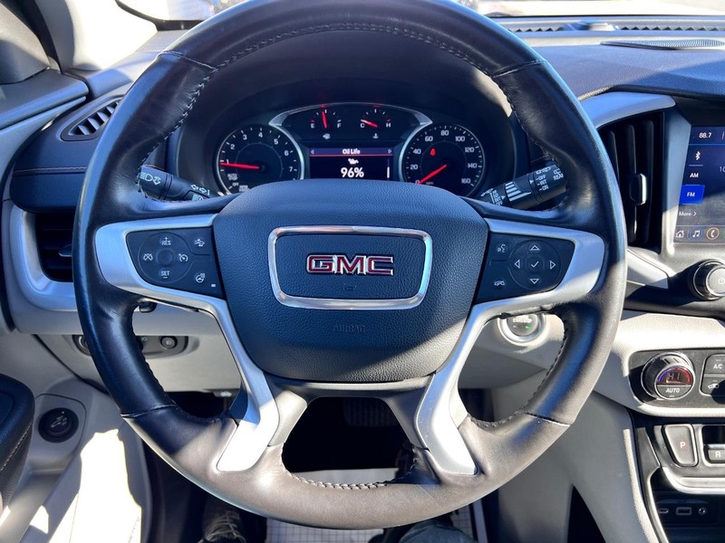 GMC Terrain Vehicle Image 10