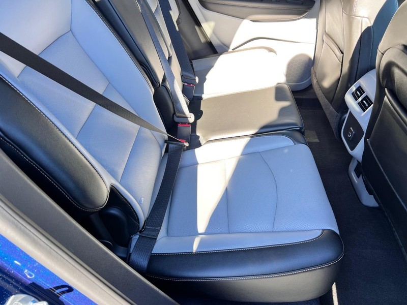 GMC Terrain Vehicle Image 17