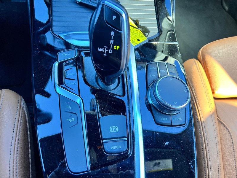 BMW X3 Vehicle Image 13