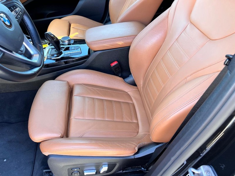 BMW X3 Vehicle Image 14