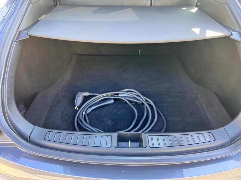 Tesla Model S Vehicle Image 14