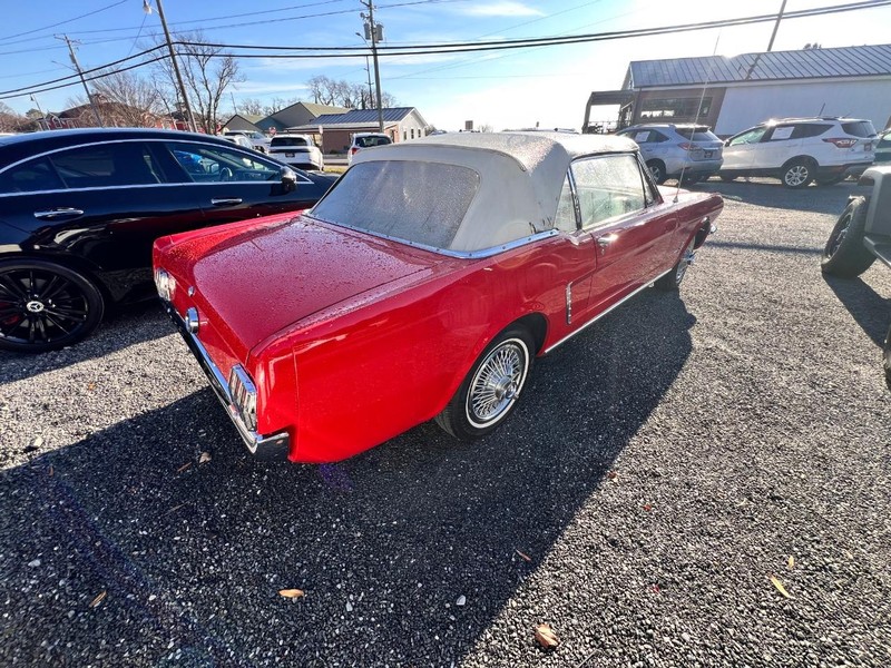 Ford Mustang Vehicle Image 05