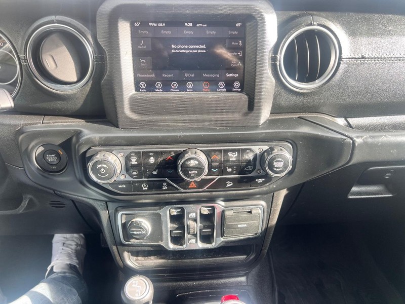 Jeep WRANGLER UNLIMI Vehicle Image 11