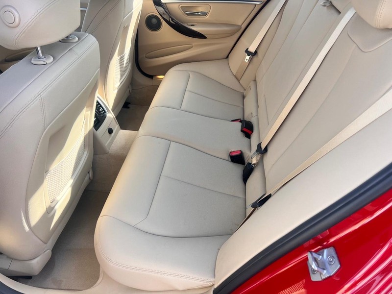 BMW 340 Vehicle Image 13