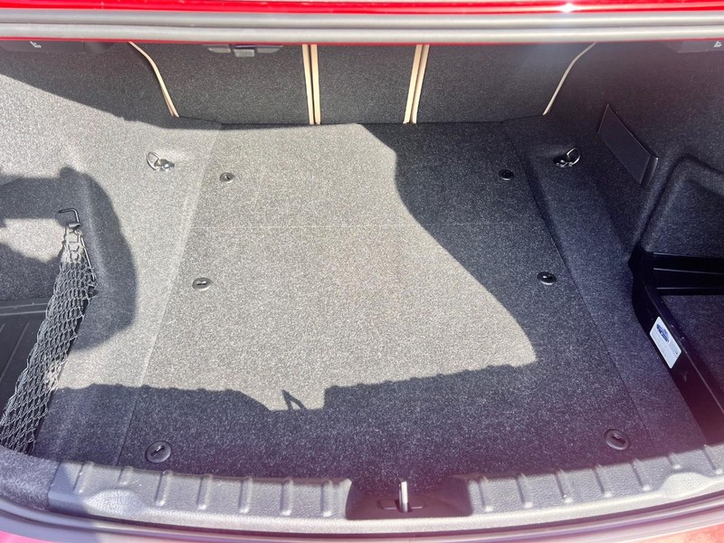 BMW 340 Vehicle Image 15