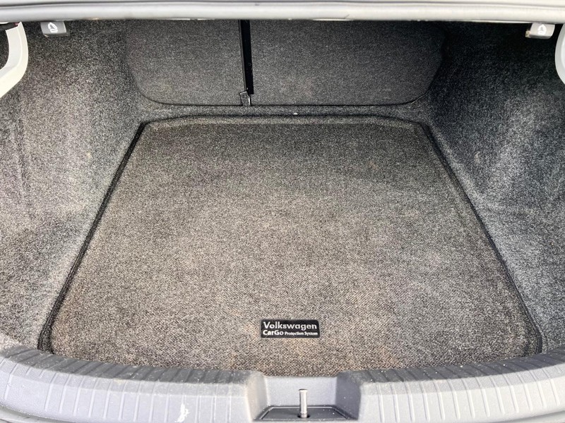 Volkswagen Jetta Vehicle Image 18