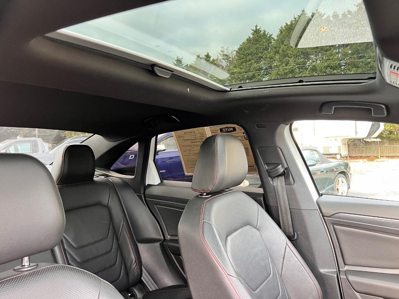 Volkswagen Jetta Vehicle Image 21