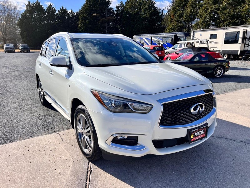 INFINITI QX60 Vehicle Image 03