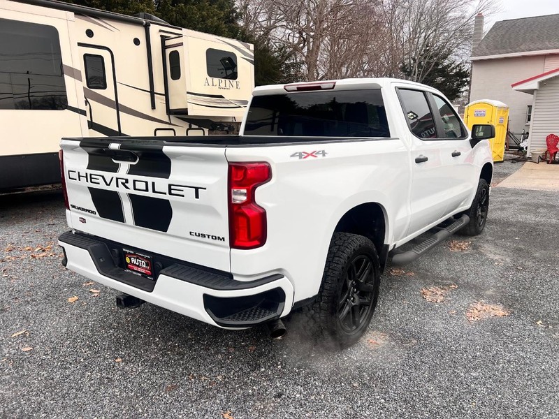 Chevrolet Silverado 1500 Vehicle Image 05