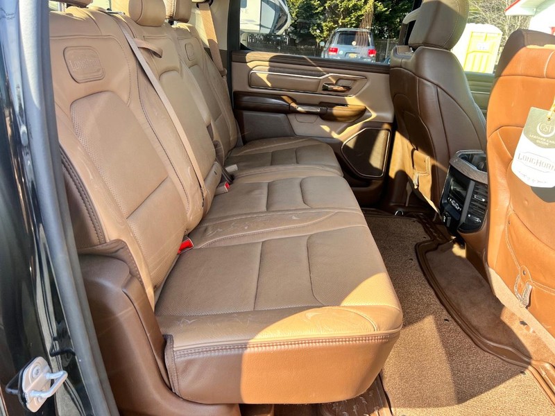 Ram 1500 Vehicle Image 16