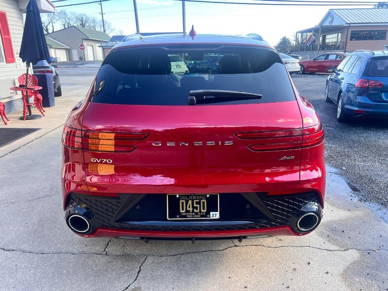 Genesis GV70 Vehicle Image 06