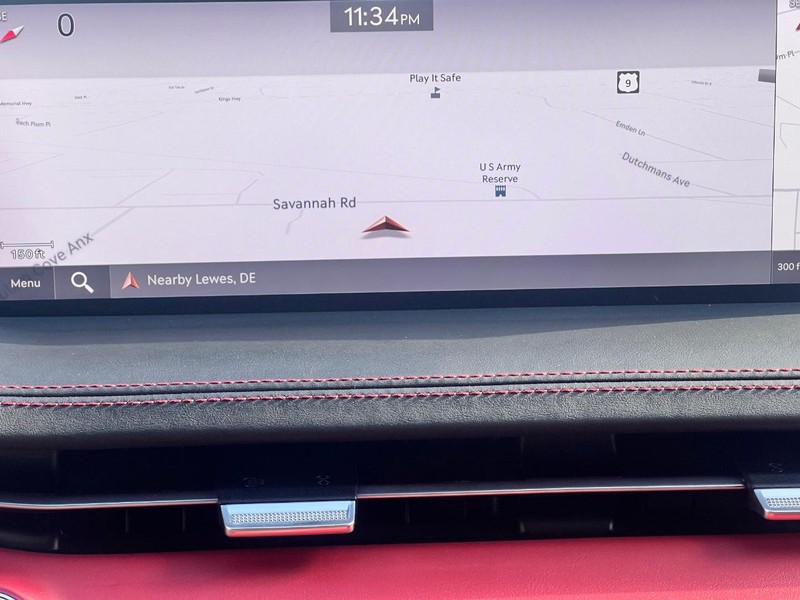 Genesis GV70 Vehicle Image 12