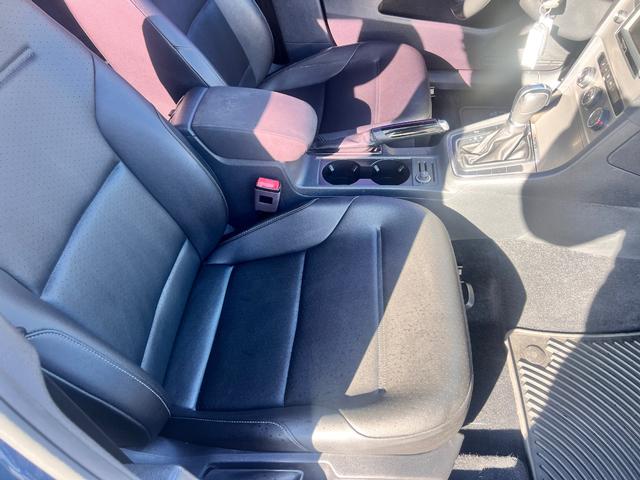 Volkswagen GOLF SPORTWAGEN Vehicle Image 18