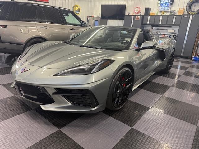 Chevrolet Corvette Vehicle Image 02