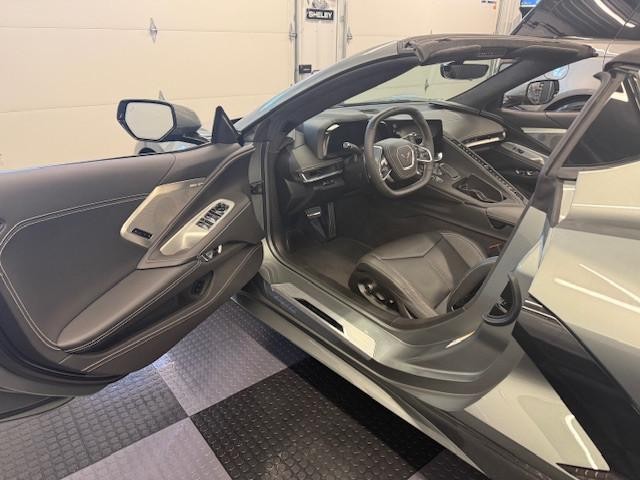 Chevrolet Corvette Vehicle Image 09