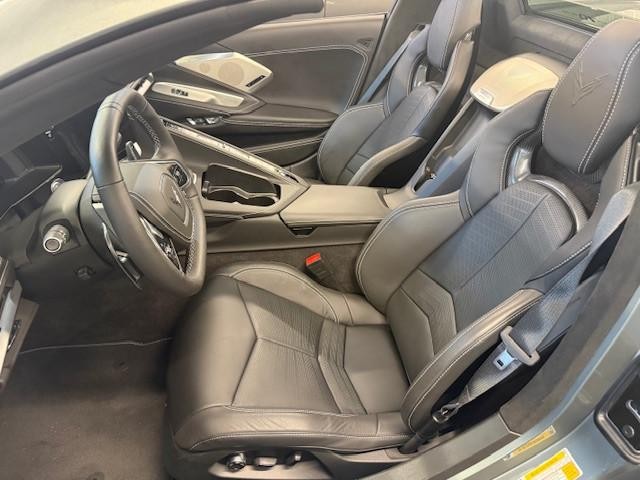 Chevrolet Corvette Vehicle Image 10