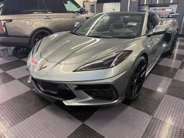 Chevrolet Corvette Vehicle Image 20