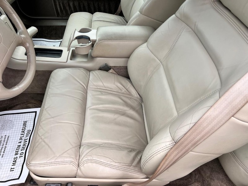 Cadillac Eldorado Vehicle Image 13