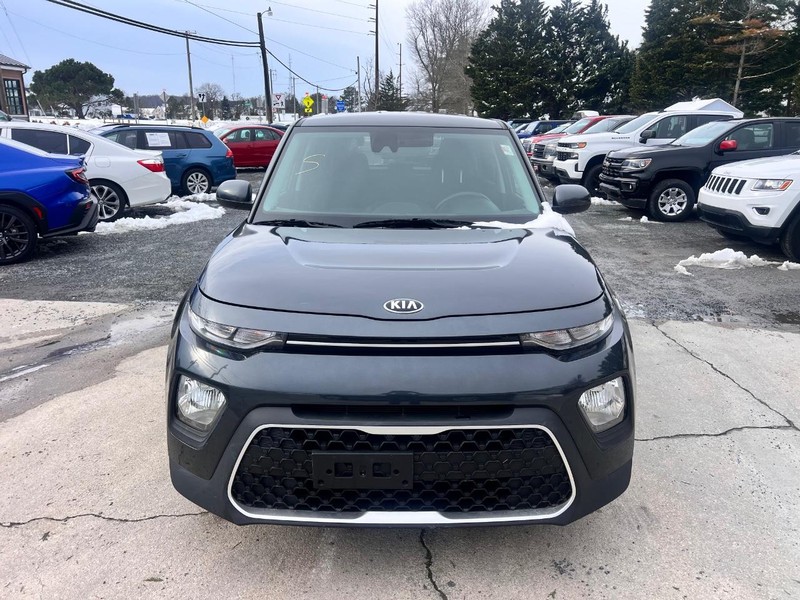 Kia Soul Vehicle Image 02