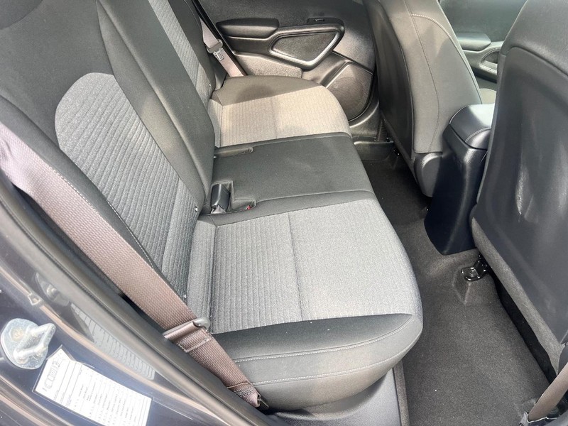 Kia Soul Vehicle Image 16