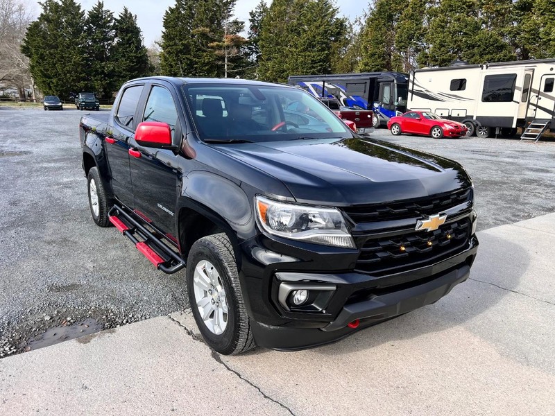 Chevrolet Colorado Vehicle Image 03