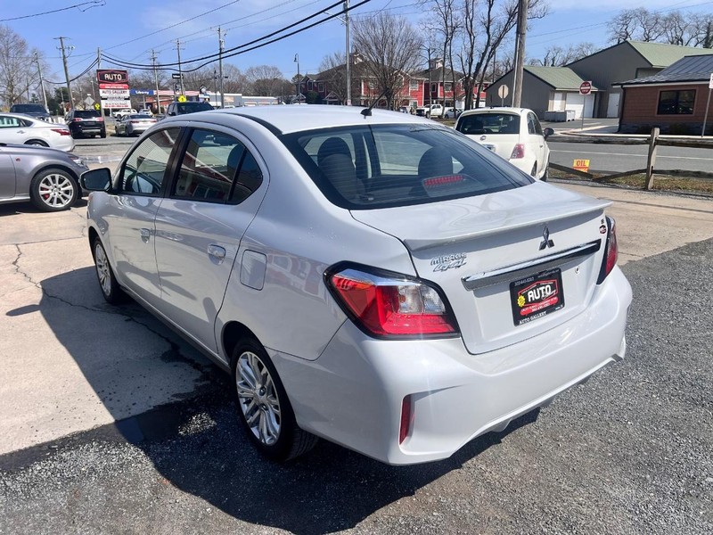 Mitsubishi Mirage Vehicle Image 07