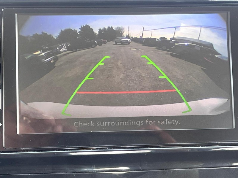 Mitsubishi Mirage Vehicle Image 13