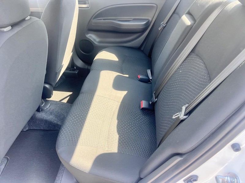 Mitsubishi Mirage Vehicle Image 16