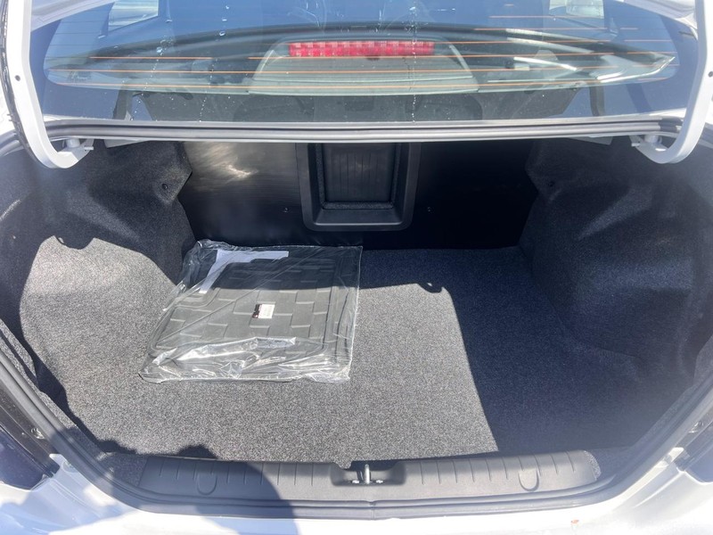 Mitsubishi Mirage Vehicle Image 17