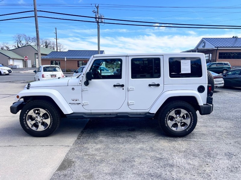 2018 Jeep Wrangler JK Unlimited Sahara - Photo 8