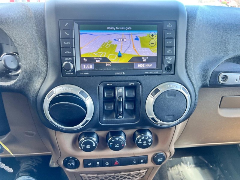 2018 Jeep Wrangler JK Unlimited Sahara - Photo 12