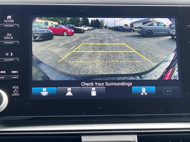 Honda Accord Vehicle Image 13