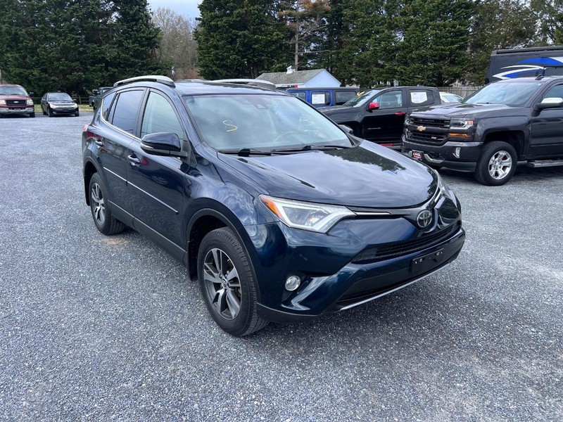 Toyota RAV4 Vehicle Image 03