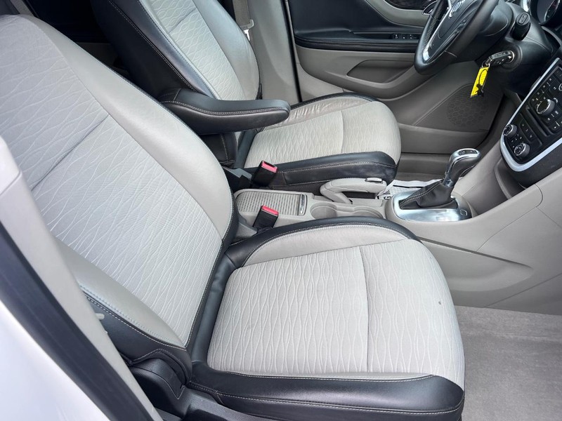 Buick Encore Vehicle Image 18