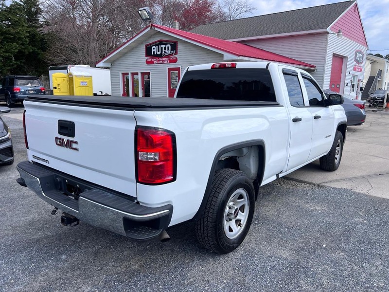 GMC SIERRA Vehicle Image 05