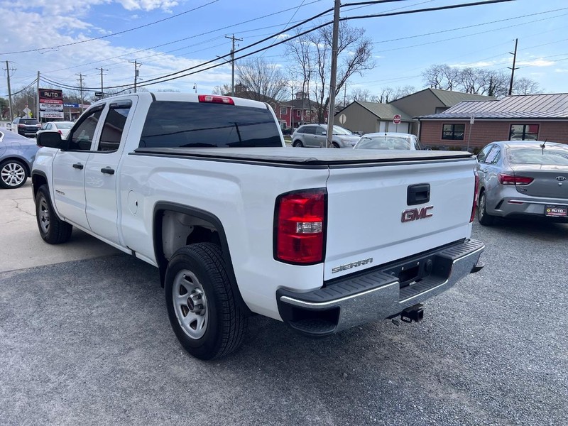 GMC SIERRA Vehicle Image 07