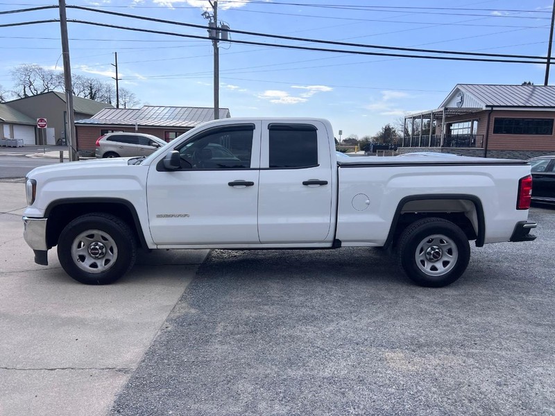 GMC SIERRA Vehicle Image 08