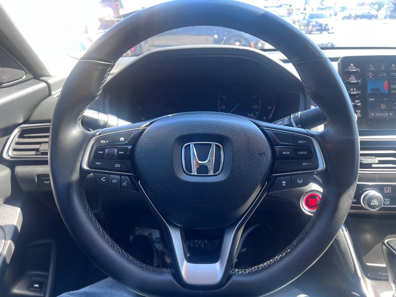 Honda Accord Vehicle Image 11