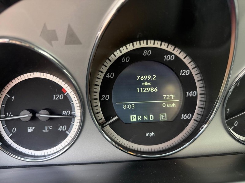 Mercedes-Benz C-CLASS Vehicle Image 11