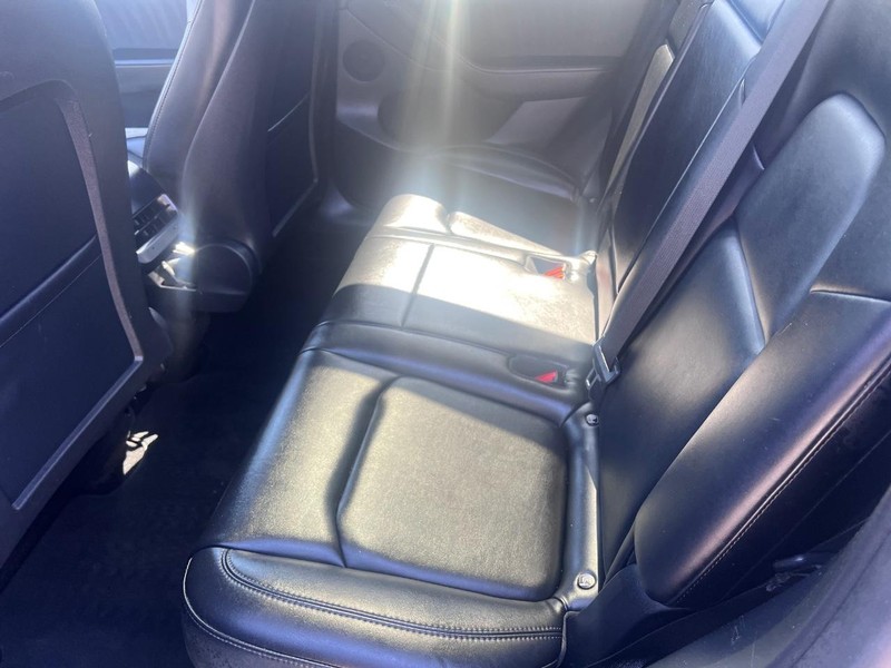 Tesla Model Y Vehicle Image 13