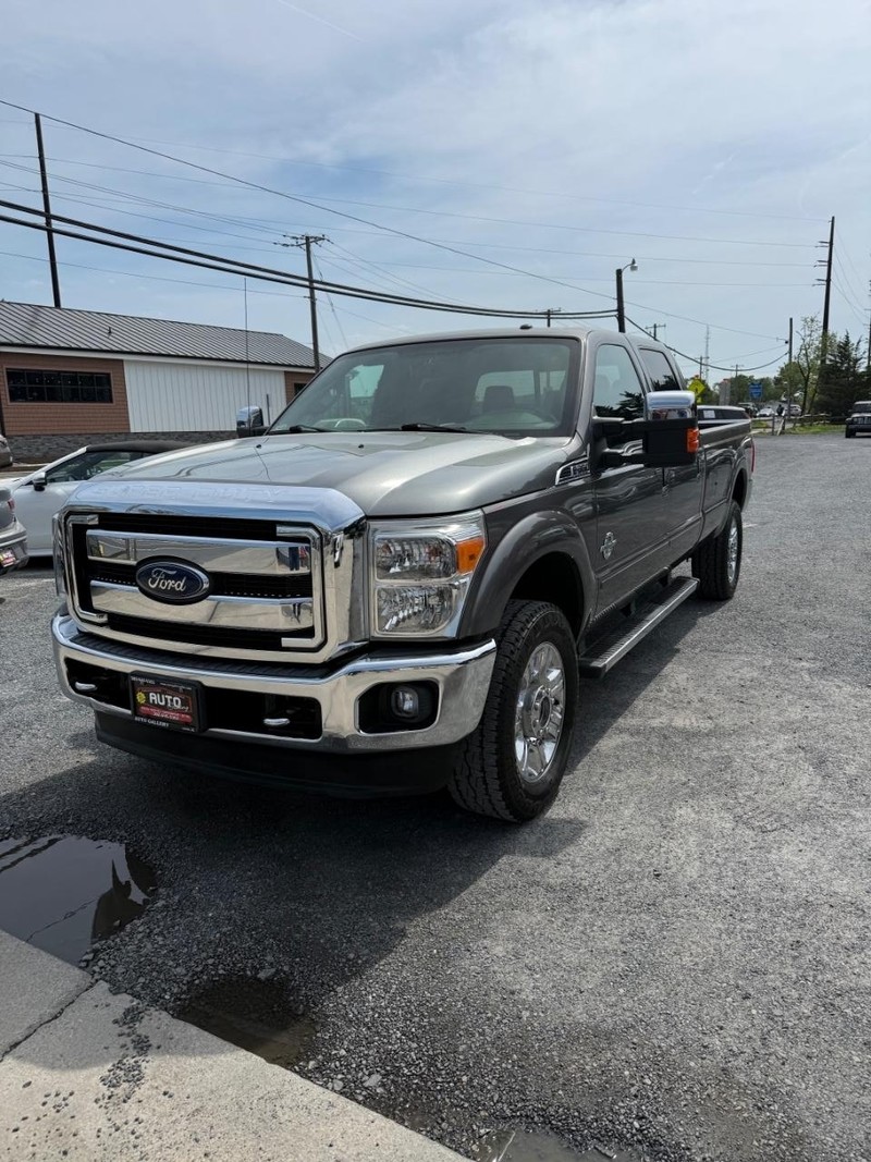 Ford F-350 Vehicle Image 02