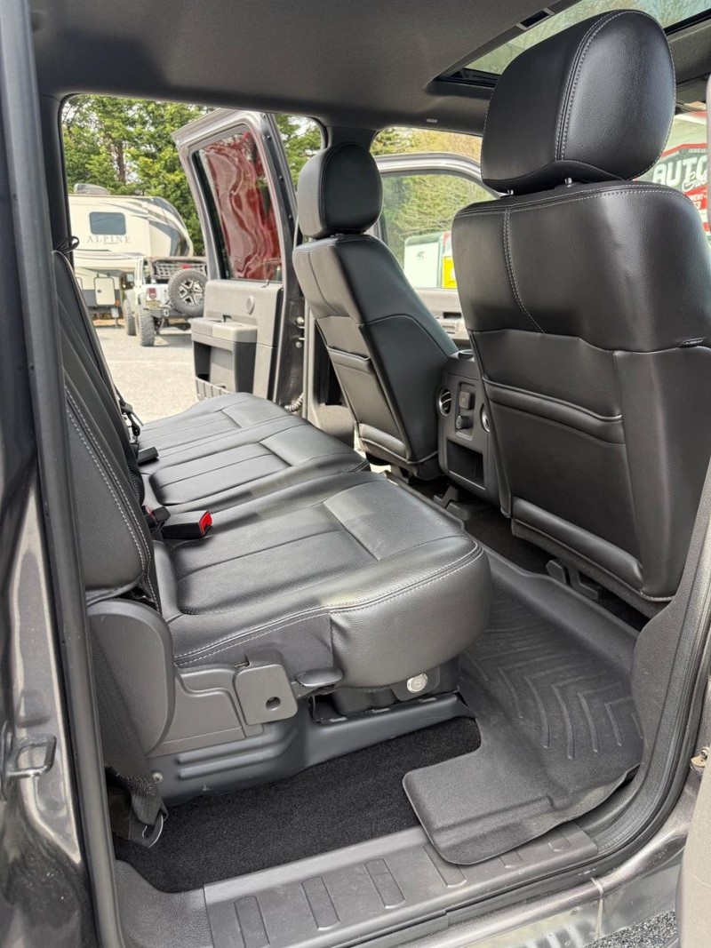 Ford F-350 Vehicle Image 18