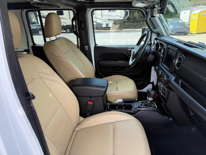 Jeep WRANGLER UNLIMI Vehicle Image 16