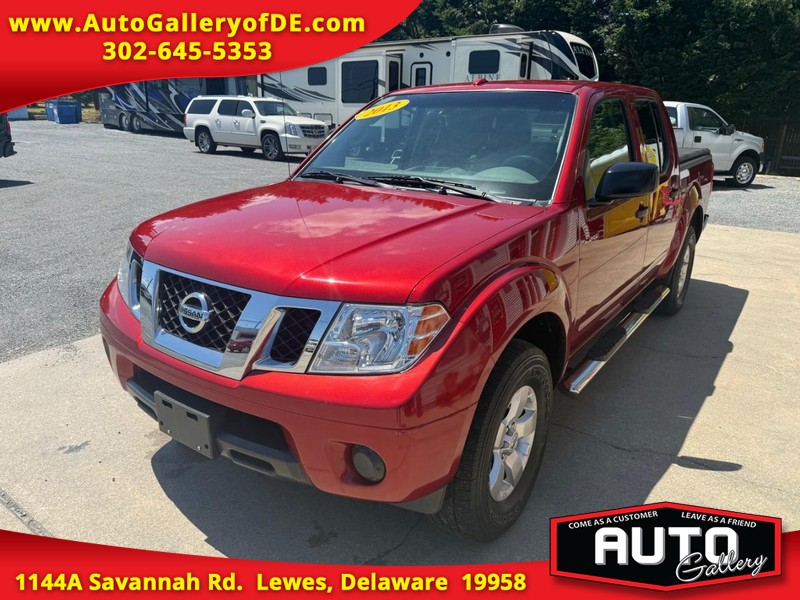 2013 Nissan Frontier 4.0 S Crew Cab 4x4 AT's photo