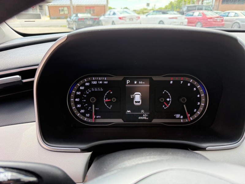 Hyundai Tucson Vehicle Image 07