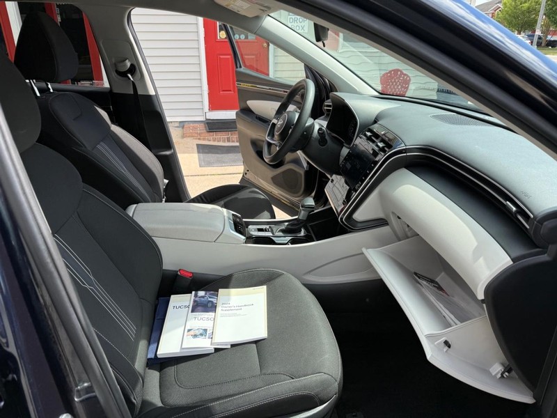 Hyundai Tucson Vehicle Image 10