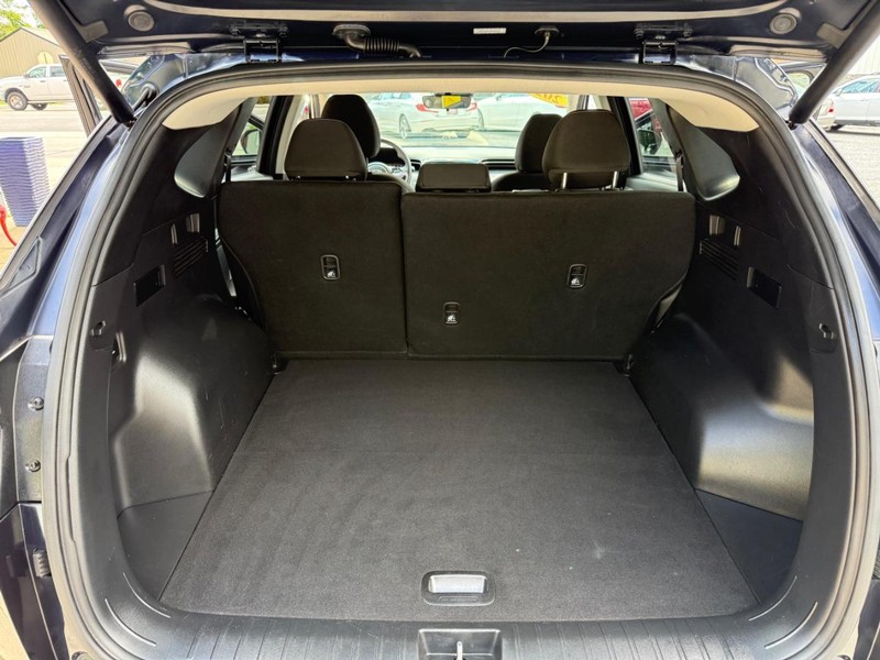 Hyundai Tucson Vehicle Image 15
