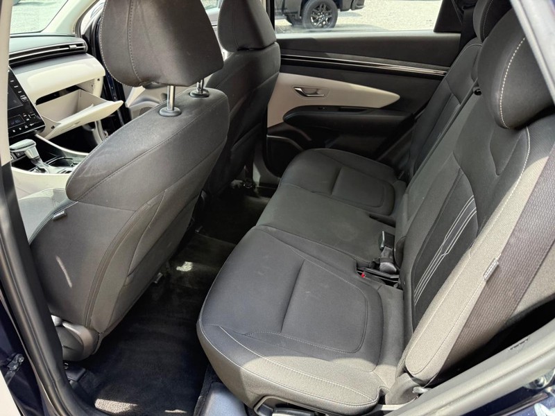 Hyundai Tucson Vehicle Image 17