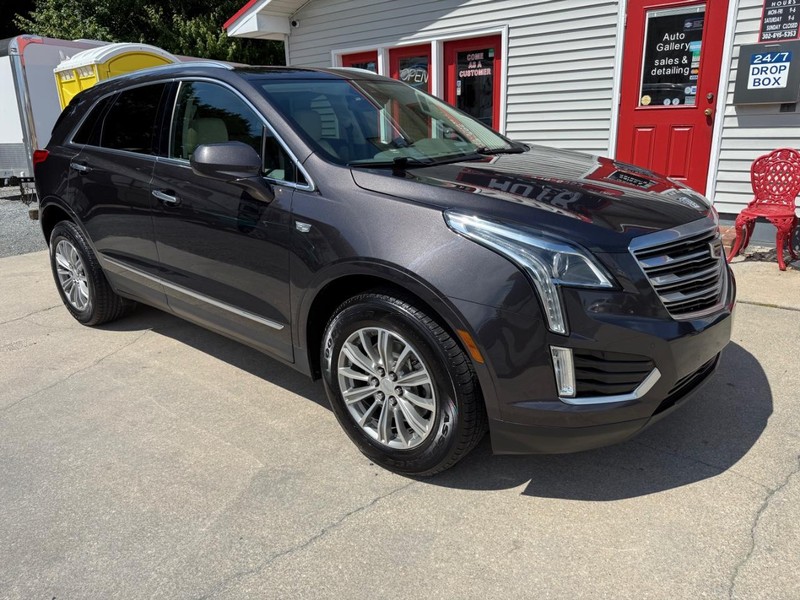 Cadillac XT5 Vehicle Image 02